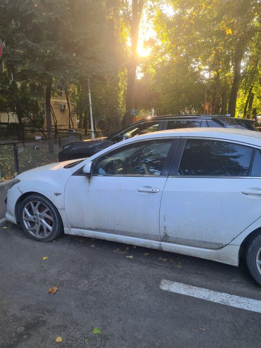MAZDA 6 2011 — imagine 5