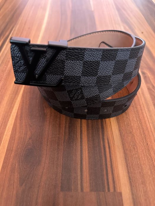 Curea Louis Vuitton