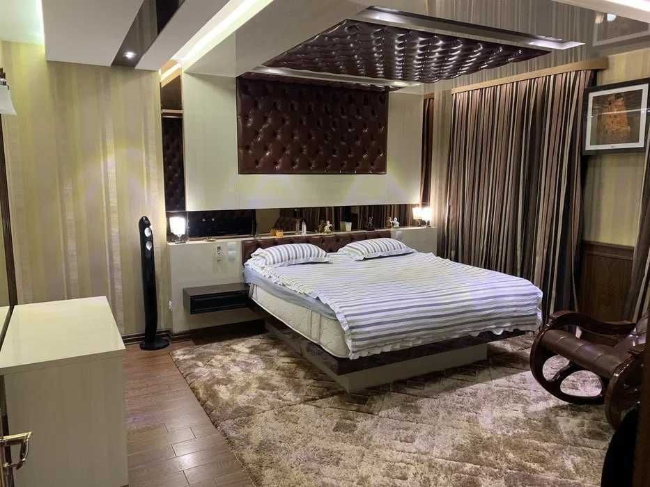 Аренда квартиры 2/2/9 возле Метро Юнусабад! 441*