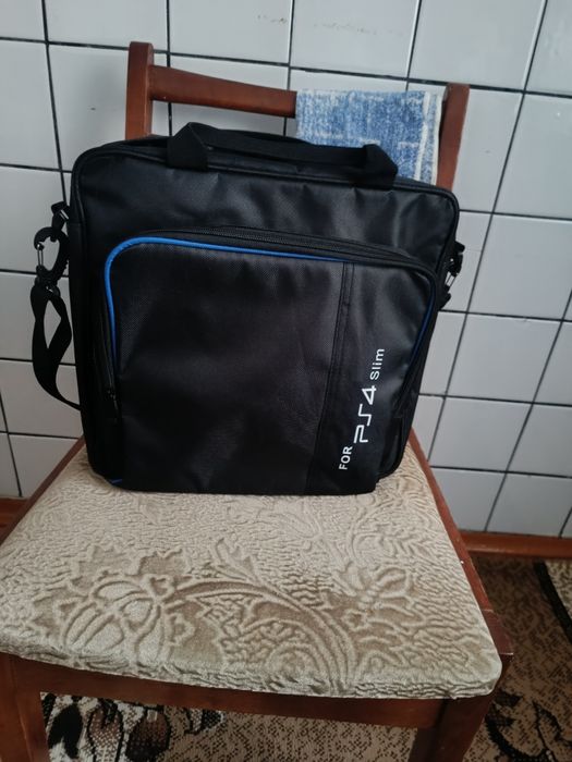 Продам ПС4 в хорошем состоянии!