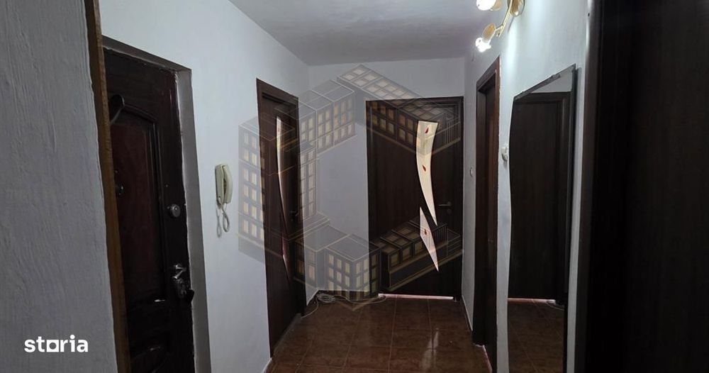 Apartament 3 camere de vânzare, 2 băi, zona Girocului, Timișoara