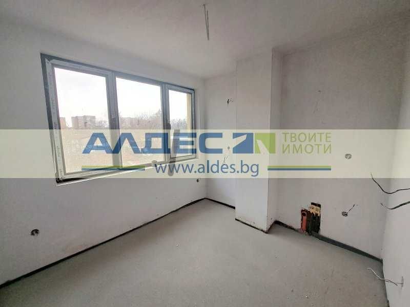 Компактен четиристаен ап. в нова сграда в Сухата Река!