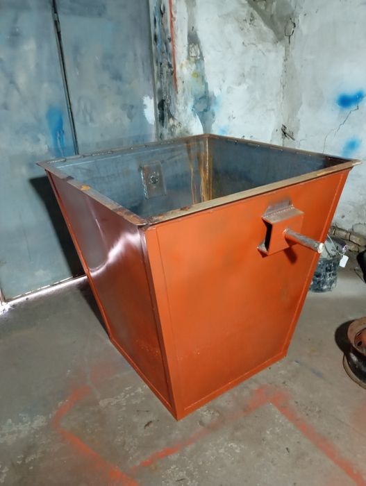 Контейнер для мусора 0.75куб.