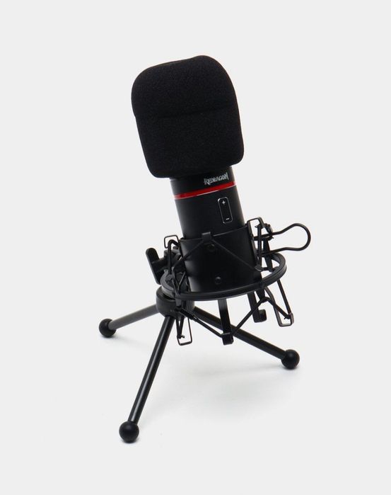 Продается микрофон Redragon Blazer GM300