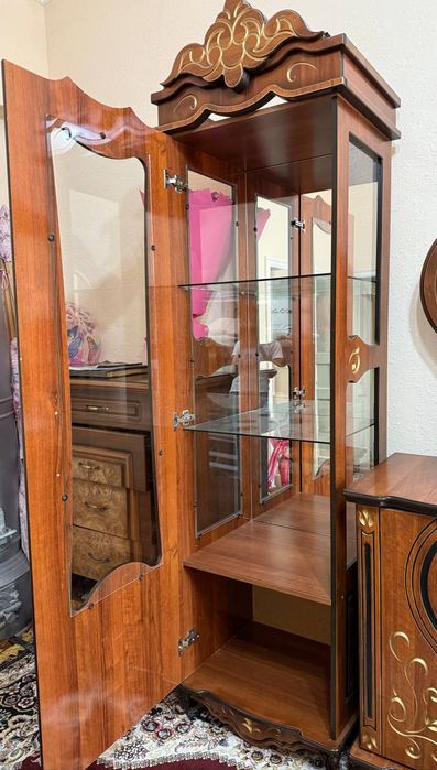 стенка пенал коричневый