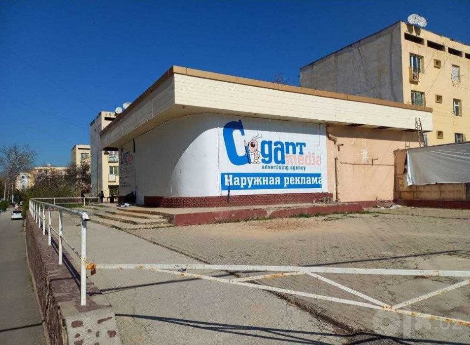 Продаётся коммерческое помещение с парковкой в Юнусабадском районе