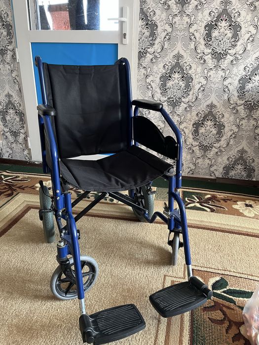 Инвалидная коляска