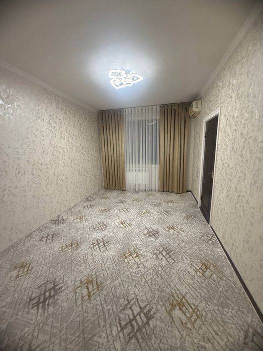 Своя ПРОДАЁТСЯ КВАРТИРА Чиланзар 19 - квартал Whatsapp 2/3/4 честая