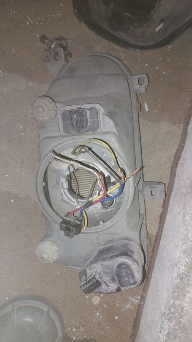 Фара на volkswagen golf 3