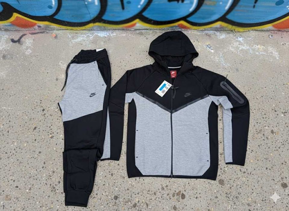 Trening Nike TECH Fleece Negru Gri - Bumbac 100% - Set Complet