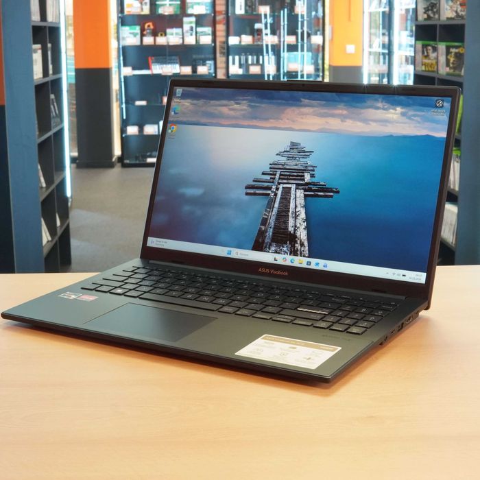 Laptop Asus Vivobook L1504F 15.6'' AMD Ryzen 5 7250U 16 GB DDR4, 512 GB, Midnight