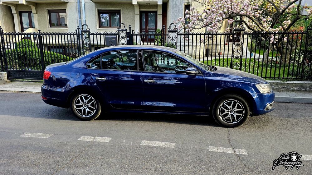 Volkswagen Jetta (2014) – 1.6 TDI | Foarte Îngrijită | Dotări Multimedia Premium