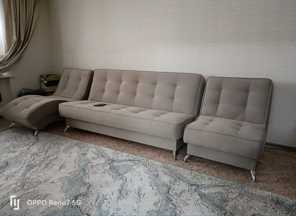 Диван мягкий уголок