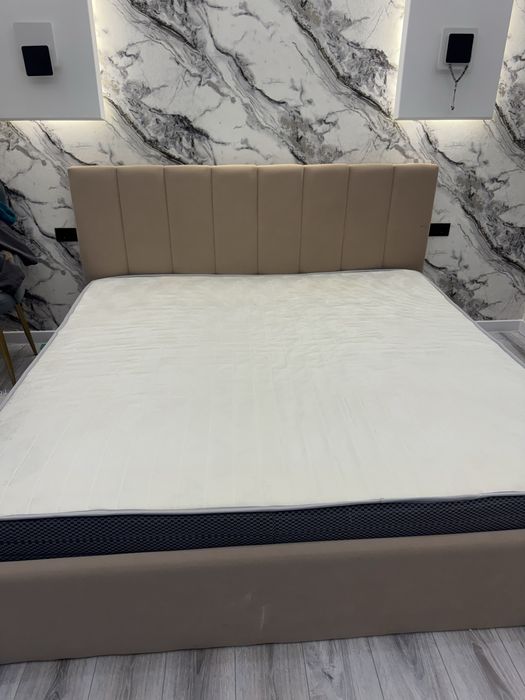 Матрас  на кровать 200&200