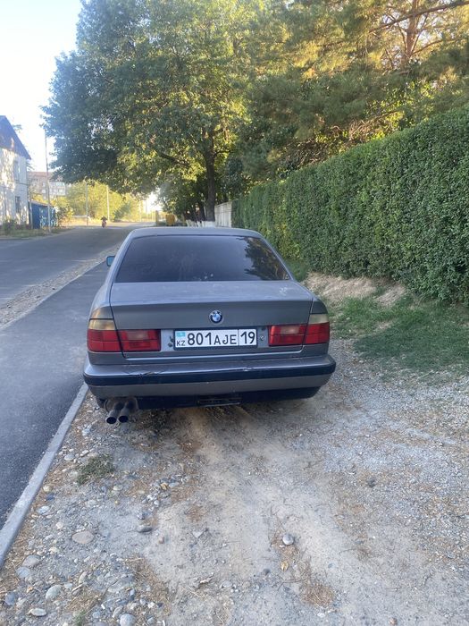 Бмв е34 520 серая