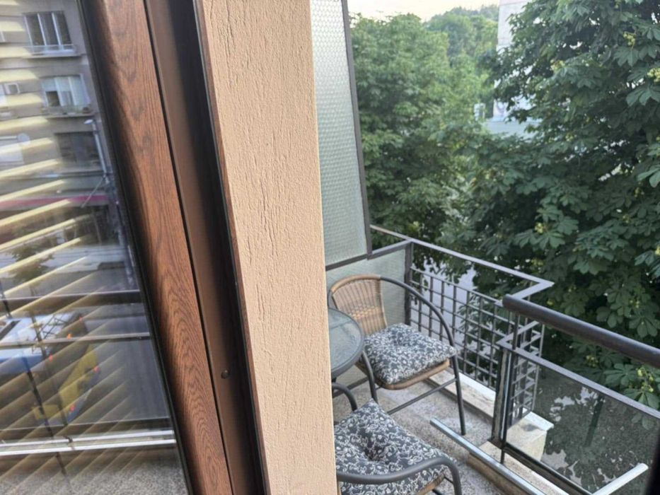 Продава се Двустаен апартамент в Плевен, Идеален център - 53 кв.м за 1829 €/кв.м - Снимка #11