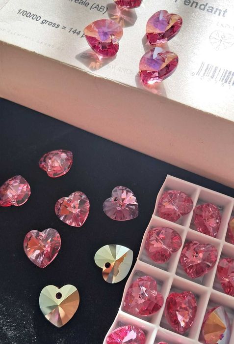 Swarovski Elements кристални сърца