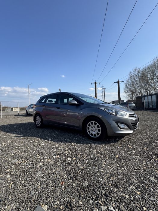 HYUNDAI i30 2013 — imagine 3
