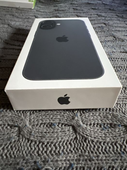 Продаю новый iphone 16