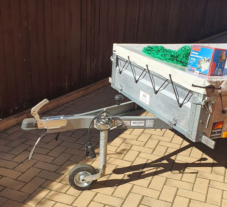 Remorcă STEMA de metal