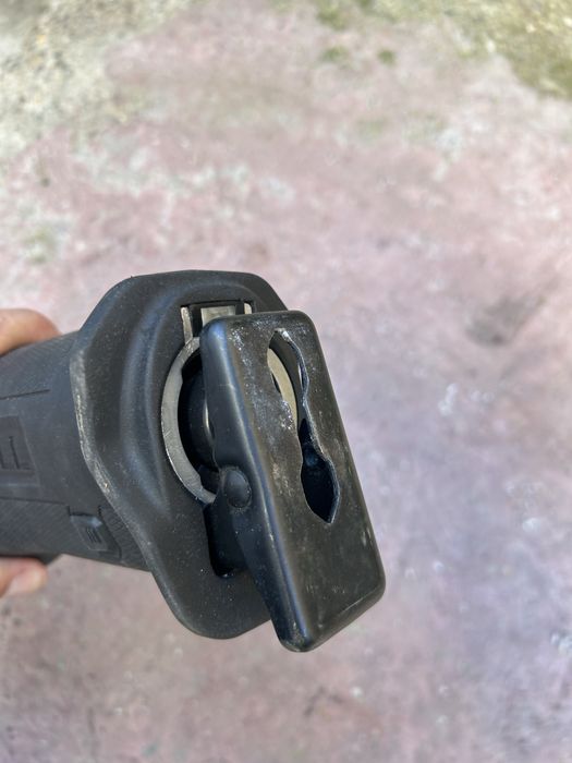 Fierastrau sabie Milwaukee M18 FSZ