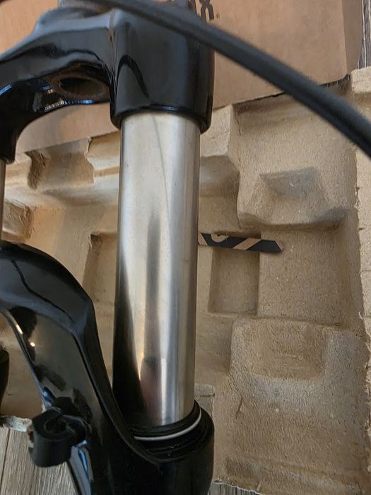 Vand Furca SR Suntour XCR 29" – Cursa 100mm, Brate 32mm, Ax QR 9mm