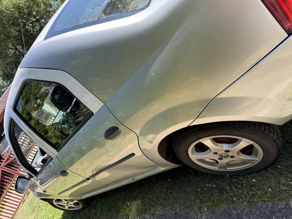 Vand Dacia Logan