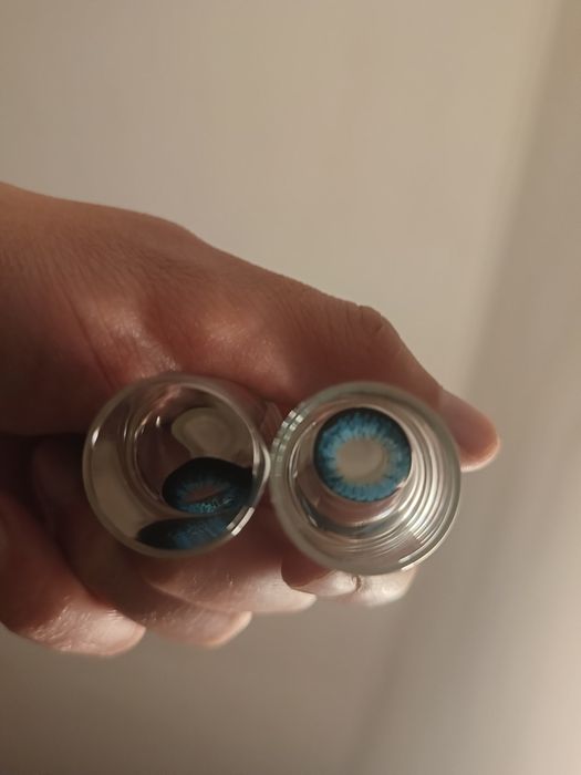Продам линзы для глаз