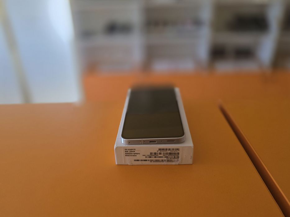 Samsung A56 5G 256gb 8gb Graphite resigilate factura garantie  bonus