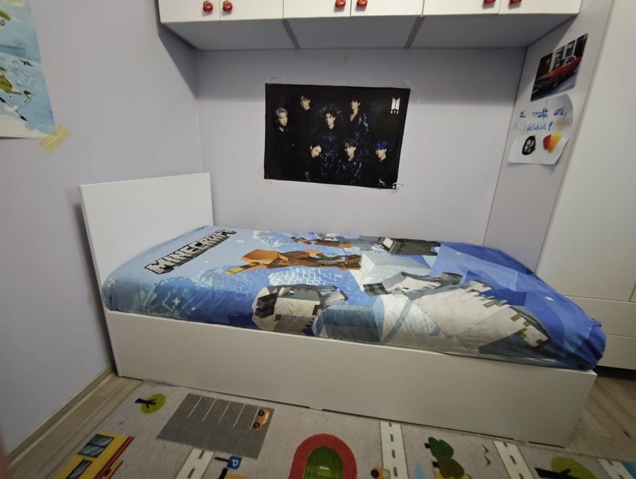 Mobilier cameră copii/tineret – 4 corpuri +pat– stare foarte bună – 950 lei