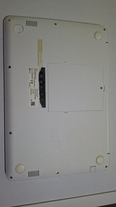 Leptop Asus ViveBook E402Y