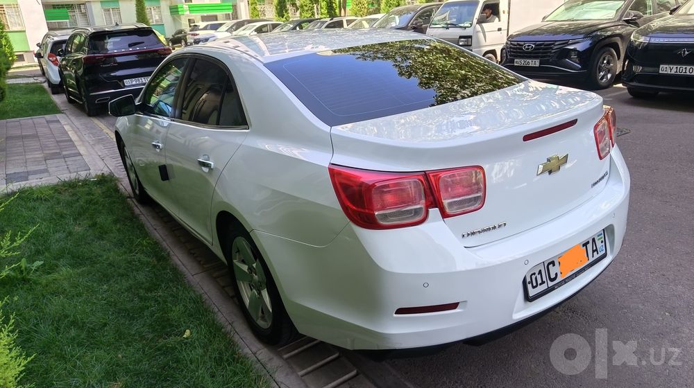 Malibu 1 pozitsiya
2012 yil
160 ming km
Faqat benzinda yurgan kraska y