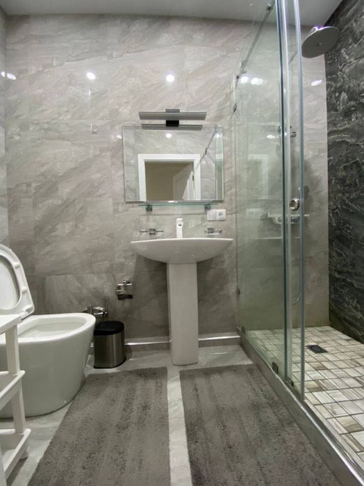 Мирабадский район