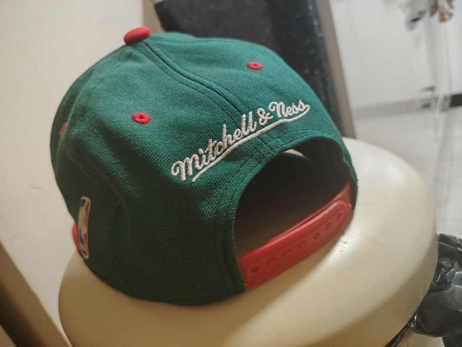 Sapca Mitchell and Ness NBA Milwaukee