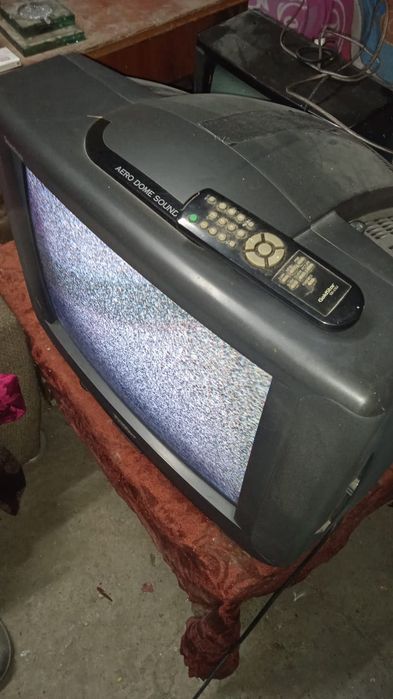 Продам телевизор