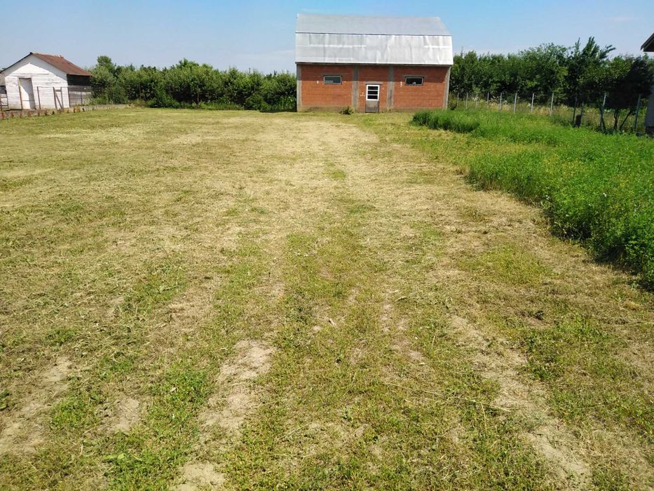 Vand teren intravilan in localitatea OAR