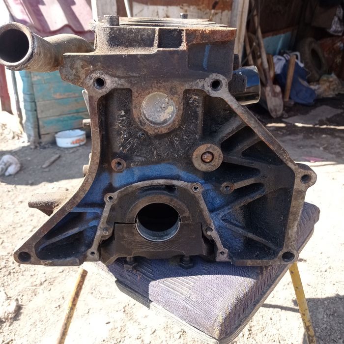 продаю двигатель