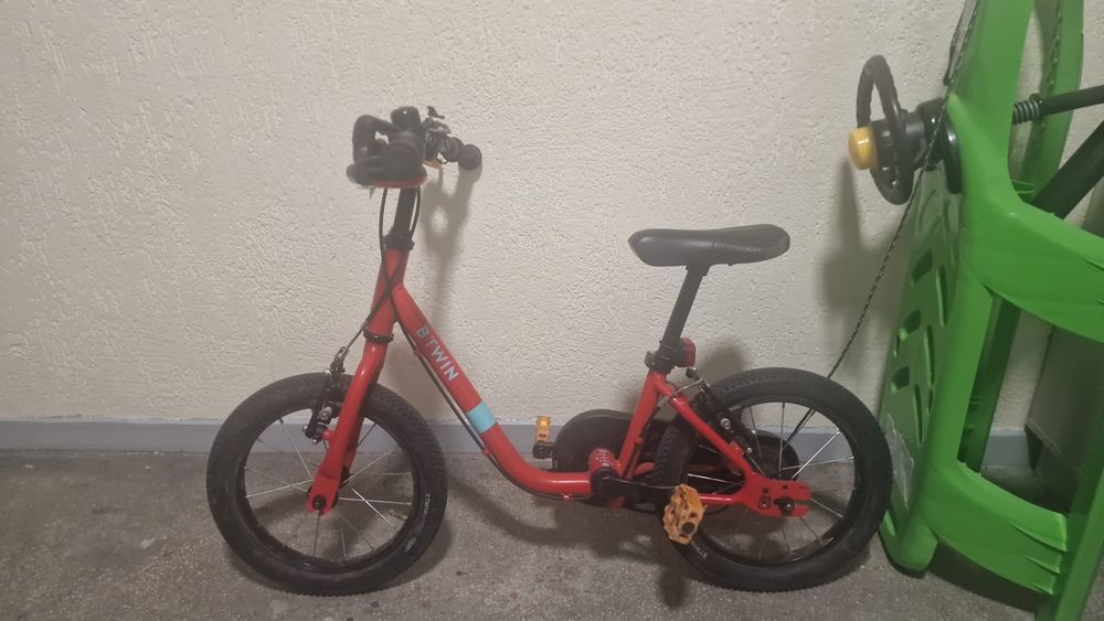 Bicicleta 4-6 ani