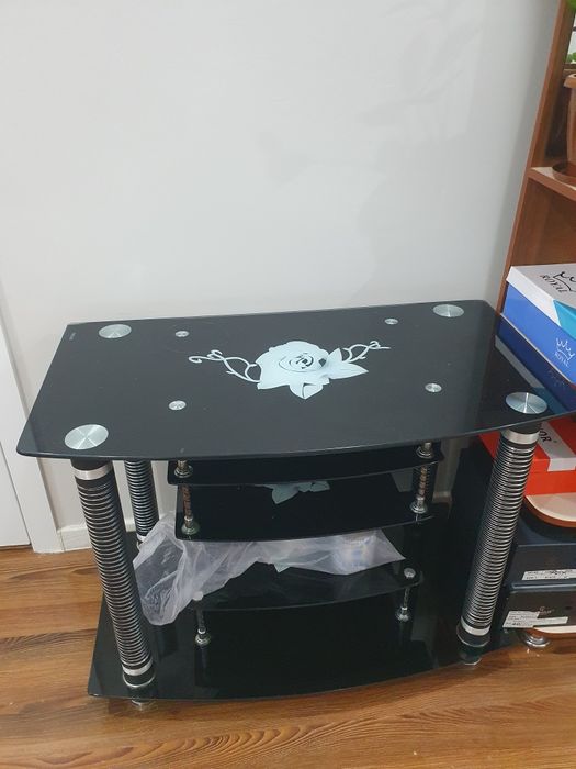 Подставка под телевизор