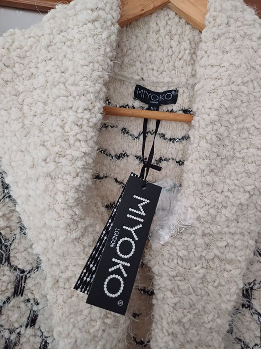 Cardigan de femei nou cu etichetă