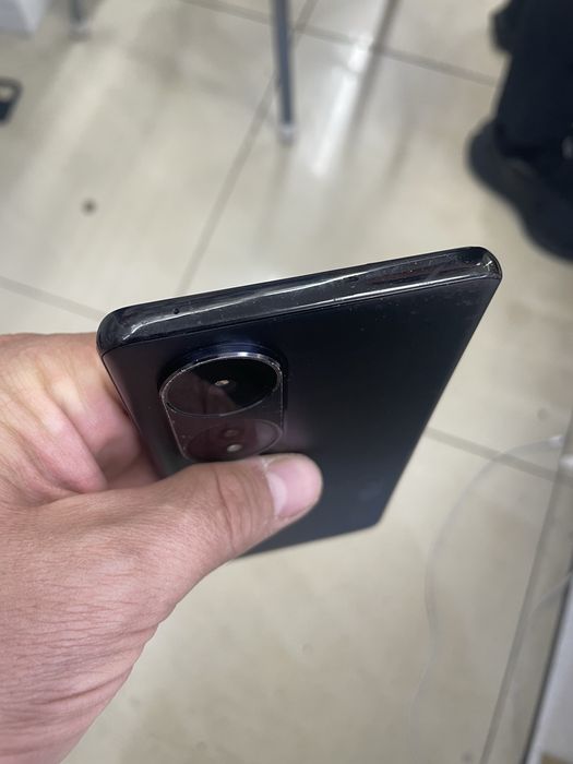 продам телефон 256гб 5G