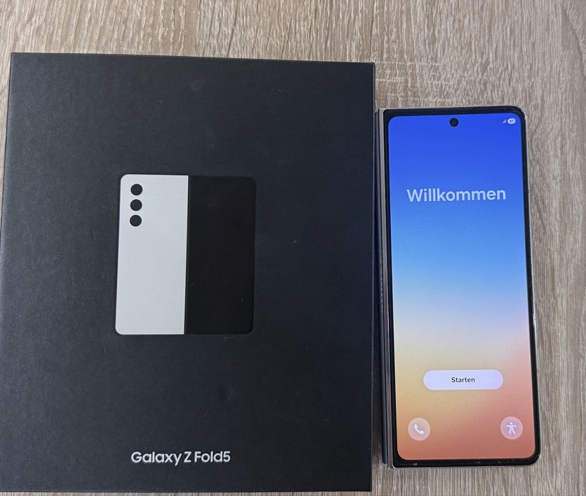 Samsung Galaxy Z Fold5