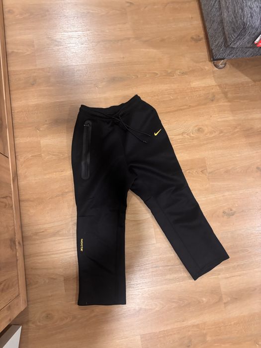 nocta nike tech M размер черен