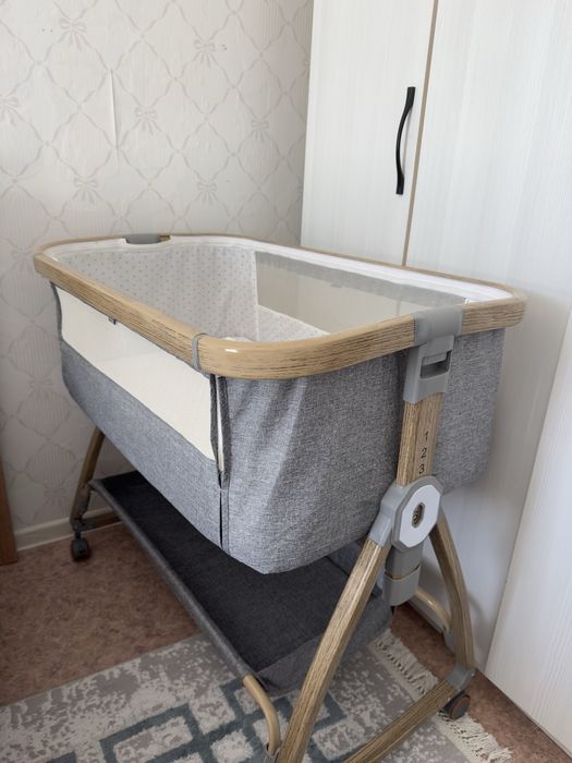 Продам кровать манеж