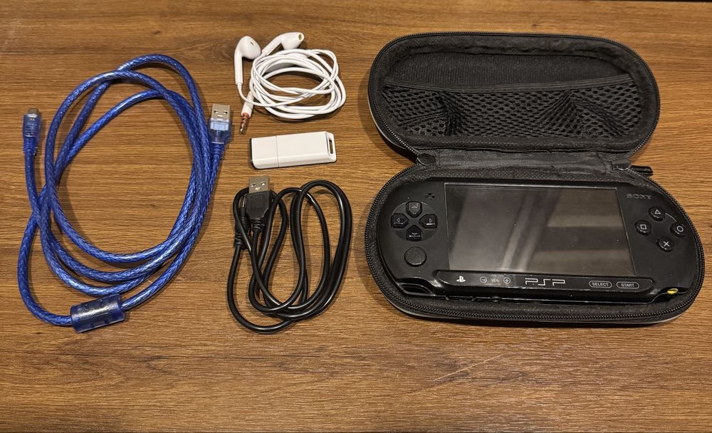 Продам PSP E1008