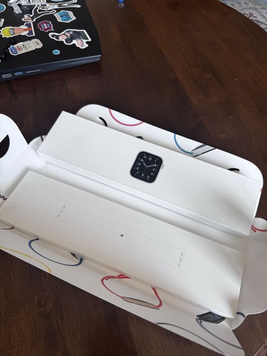 Apple Watch SE GPS 44mm