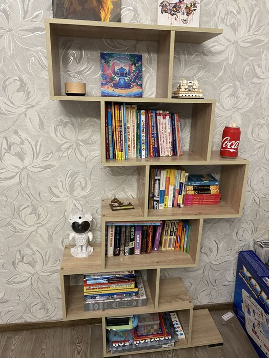 Полка для книг