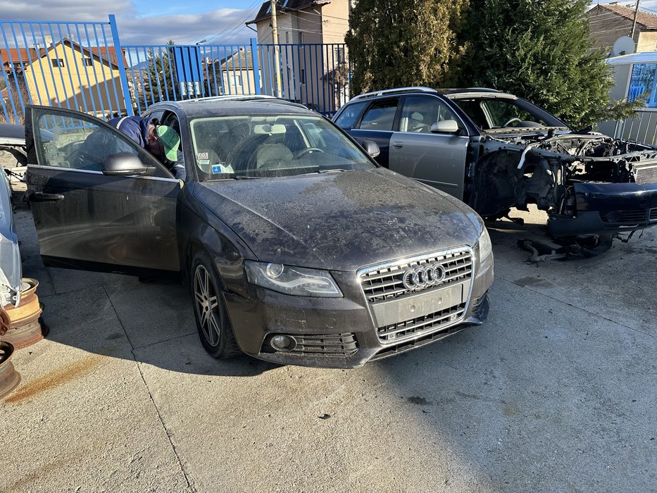 Audi A4 B8 2.0TDI НА ЧАСТИ