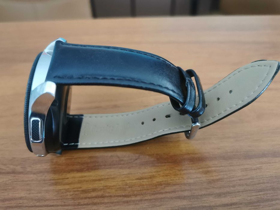 Смарт часовник Самсунг - модел Samsung Galaxy Watch Sm-r800