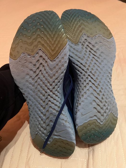 Nike Reacts Маратонки